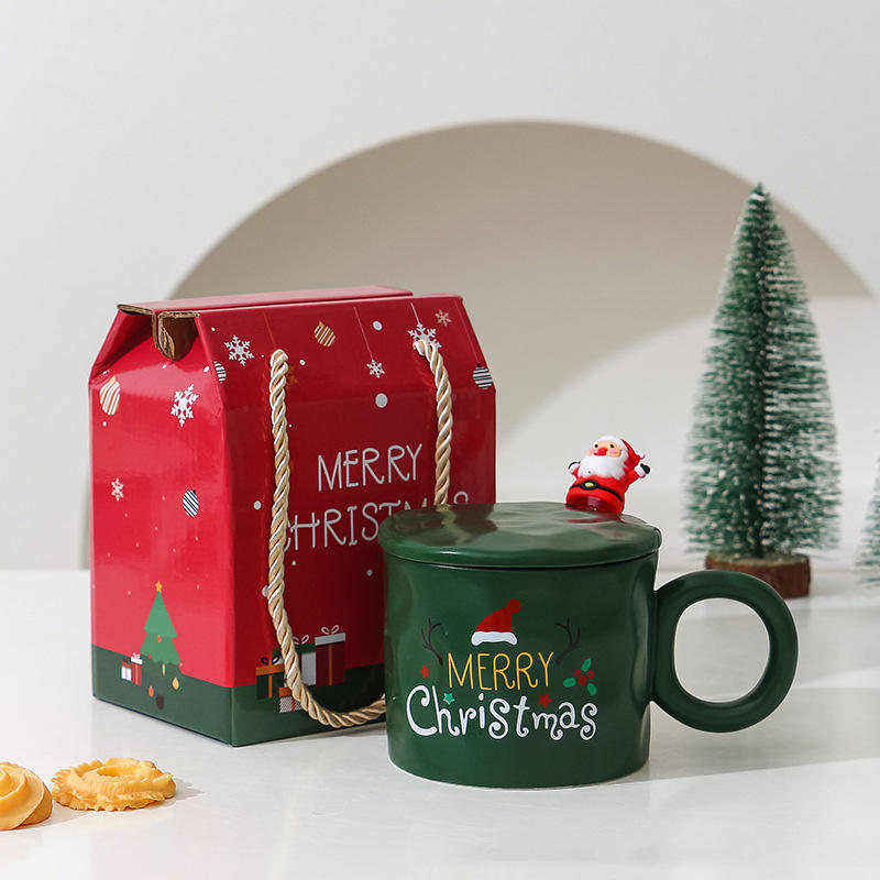 Wholesale Ceramic Coffee Mug Custom Mug Eco-Friendly with Santa Claus Logo Decals White Red Handgrip Pattern Christmas Gift