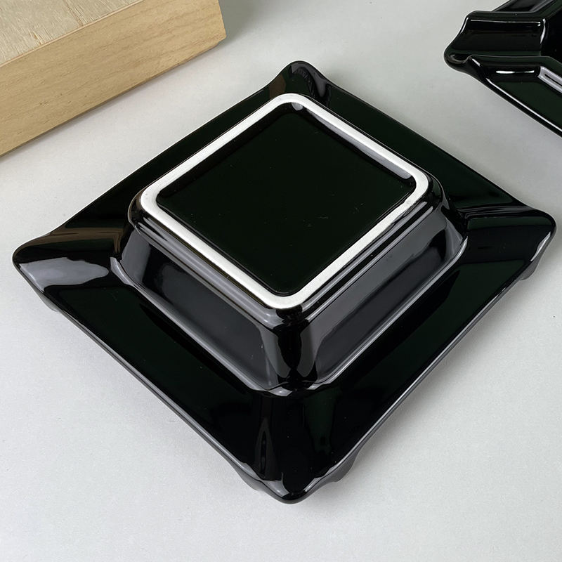 Posacenere in Ceramica di Alta Qualità Personalizzato a Forma Quadrata con Logo per Hotel per Ufficio