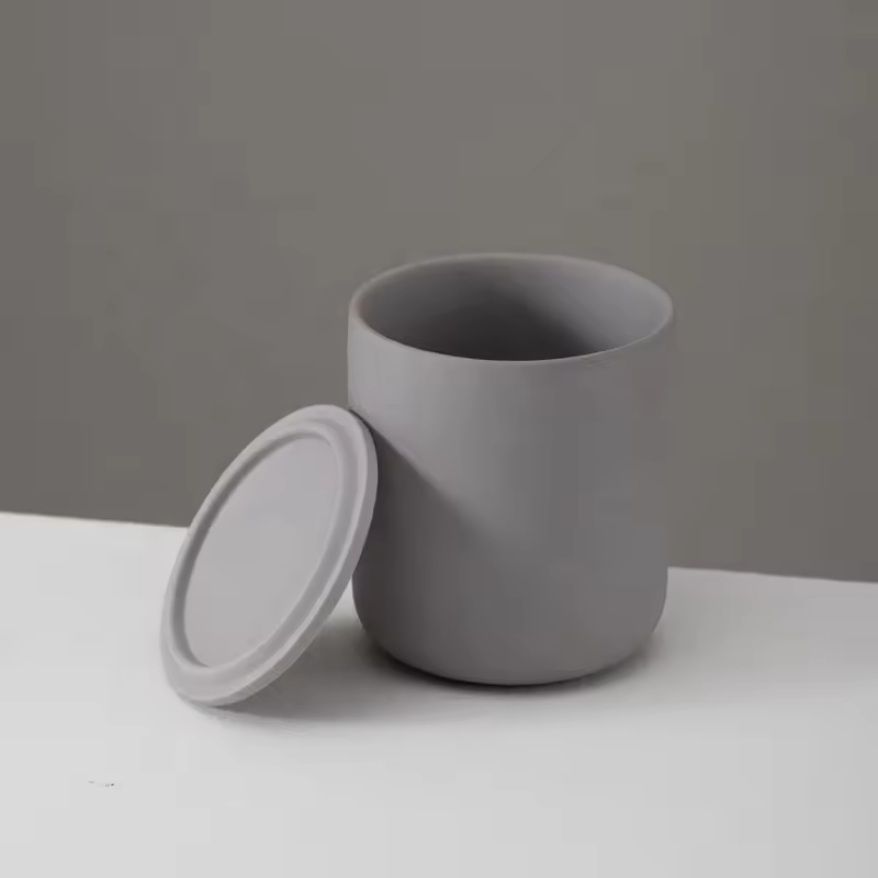 Hot Sale Nordic Home Decor Porcelain Candle Jar with Lid Color Cylinder for Candle Making for Christmas