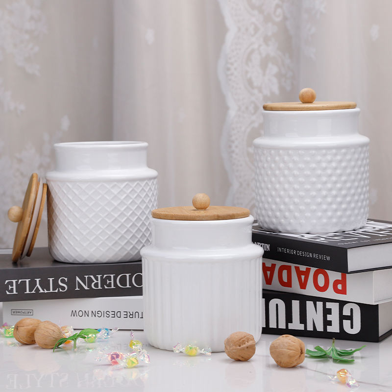 Custom Classic White Tea Jar Storage Jar With Lid Ceramic Sealing Jar for Home Kitchen