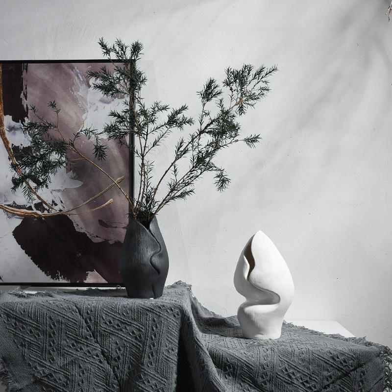Creative Wabi-Sabi Handmade Brushed Retro Decorative Vases Simple Tabletop Vases Ceramic Vases