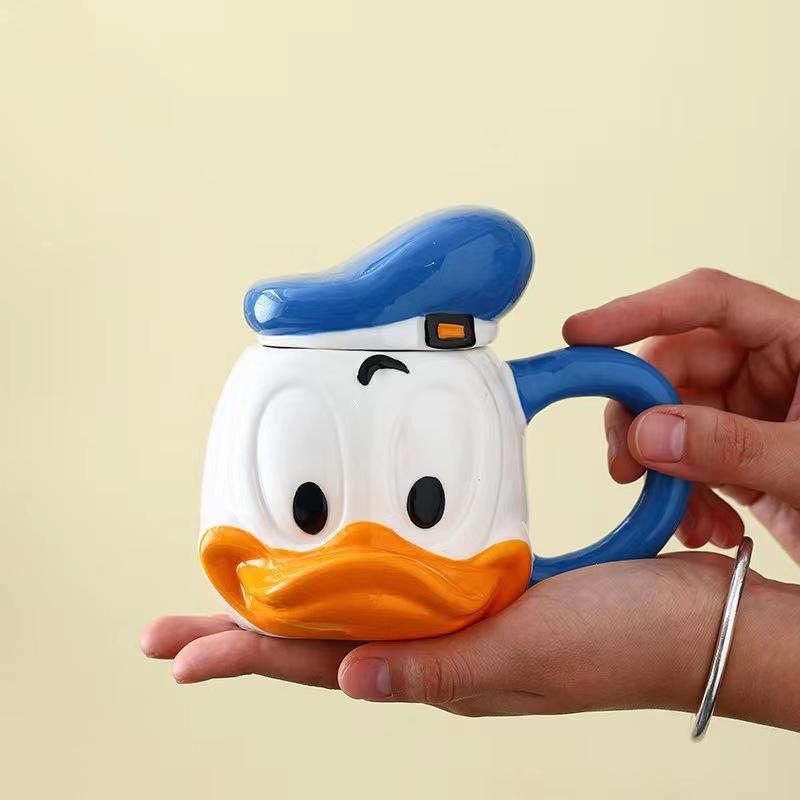 Factory Direct Hot Sale Duck Design Ceramic Tea Coffee Milk Mug Reusable Drink Cup with Hat Lid Holiday Birthday Gifts