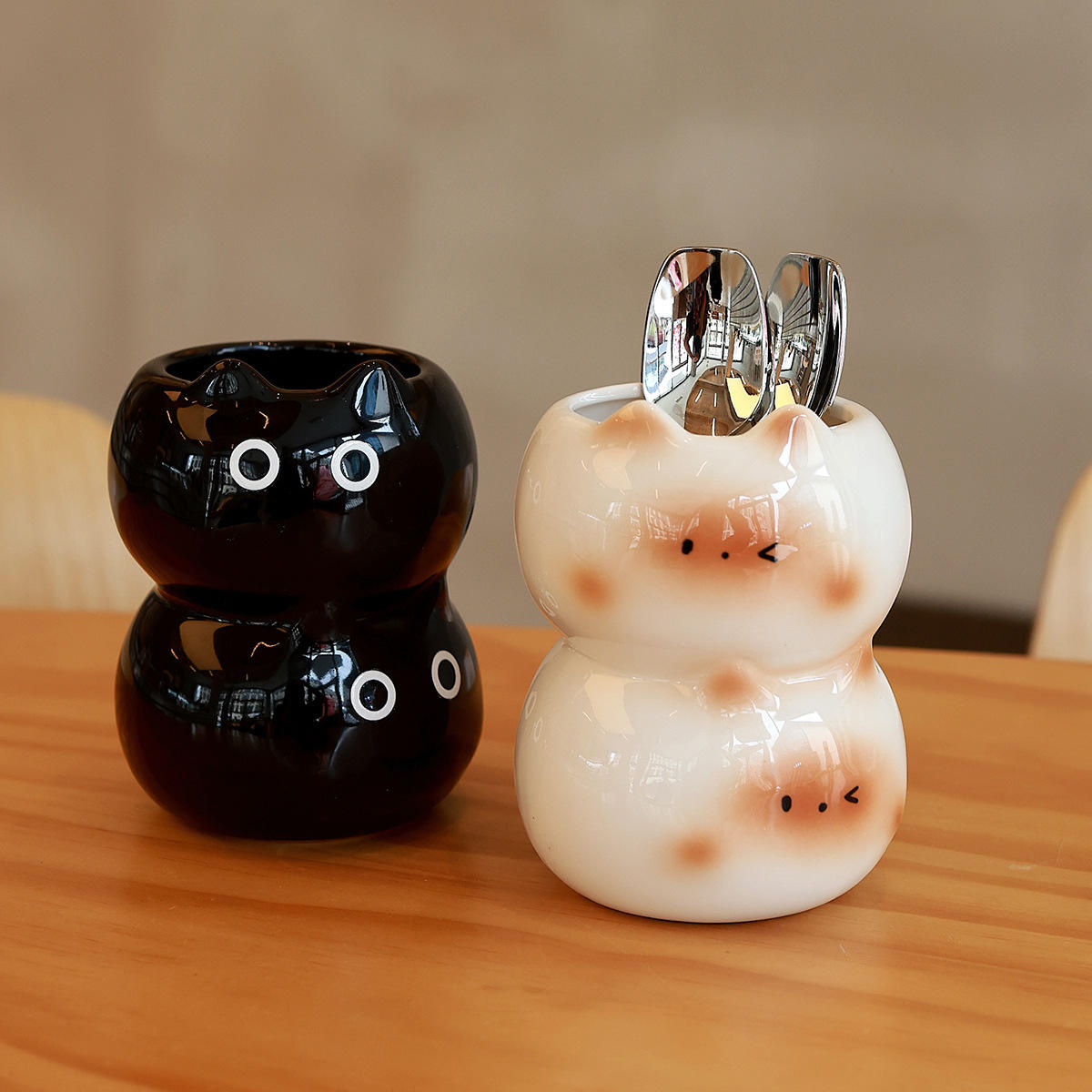 Nordic Custom Cute cat Porcelain Utensils Holders Storage Chopsticks Cutlery Ceramic Utensil Holder for Countertop