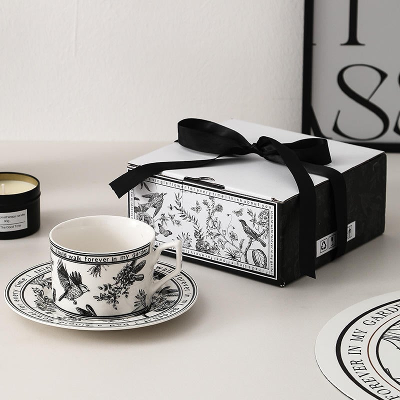 Classic Ceramic Pinellia Flower Ins Mug Minimalist Coffee Cup Saucer Set for Business Gifts Custom Carton Box Mugs Cute Ceramic