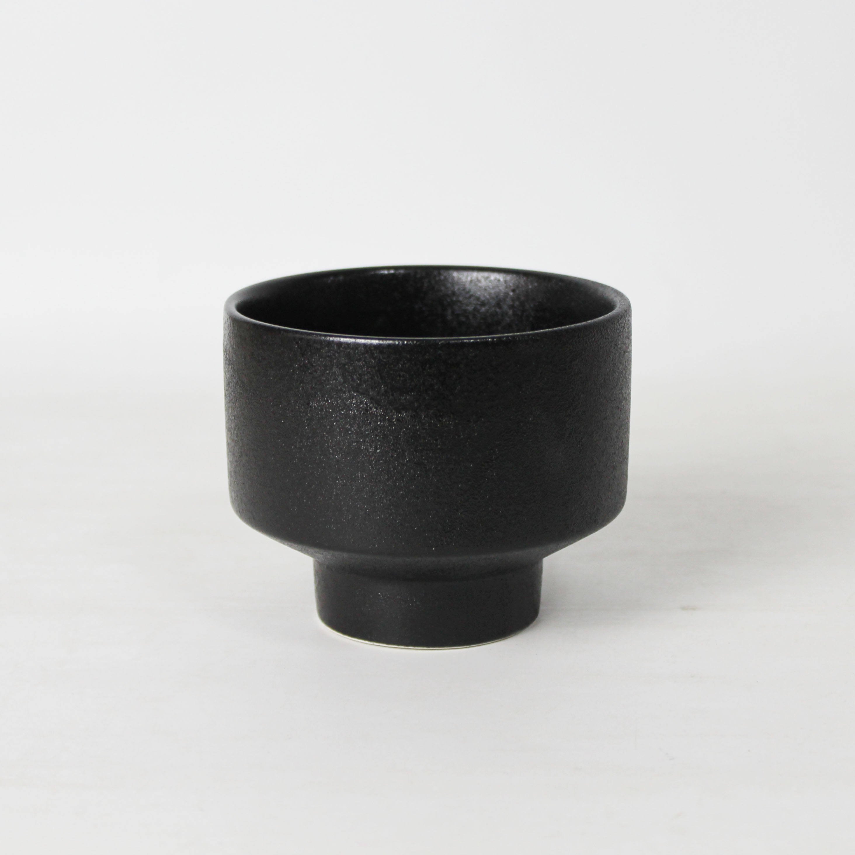 Nordic Cute Small Ceramic Black Frosted Succulent Flower Plant Pot Ceramic flowerpot