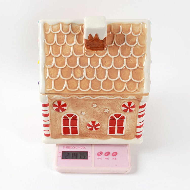 Best Selling Christmas Decoration Christmas Ceramics House Storage tank for Christmas Home Decoration