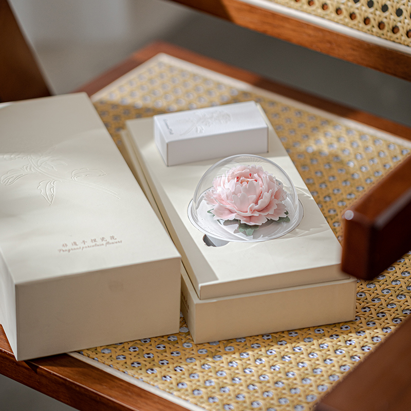 Dehua-Weißporzellan, Handgeformt, Nicht-Erbe-Porzellanblume als Geschenk für Mädchen, Wohnzimmer-Begleitgeschenk, flammenloser Aromadiffuser-Geschenkset