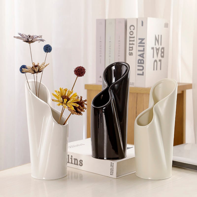 Custom Design Decorative Vase Modern Elegant Office Desktop Living Room Home Decor Ceramic Vase Flower Vase