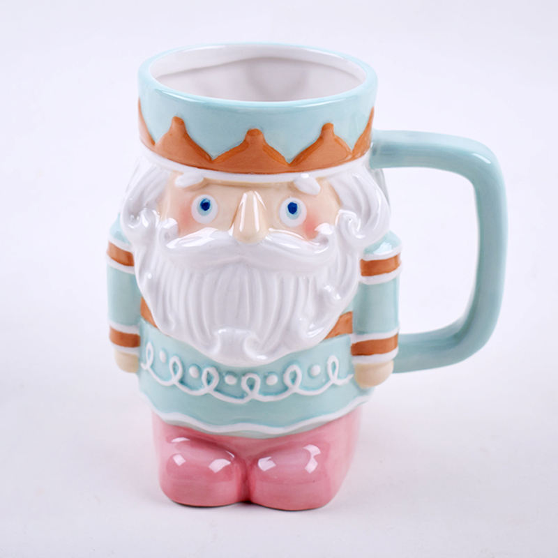 2025 Wholesale 3D Custom Ceramic Christmas Style Cute Drinking Cup Mugs with Nutcracker Head