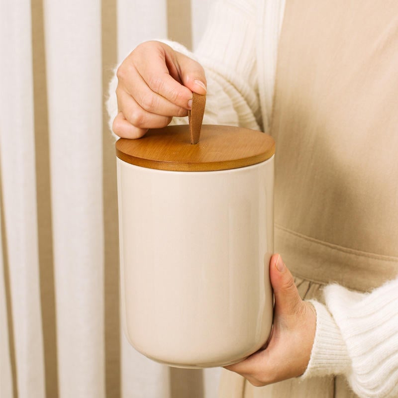 Ceramic Jars Household sealed Jars Tea Jars Large Jars  Kitchen Grain Storage Jars  Storage Jars Coffee Jars