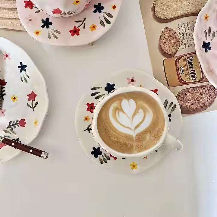 Gorąco Sprzedawany Unikalny Projekt Ręcznie Wykonanych Irregularnych Ceramicznych Kubków do Herbaty i Kawy Idealnie do Latte czy Espresso
