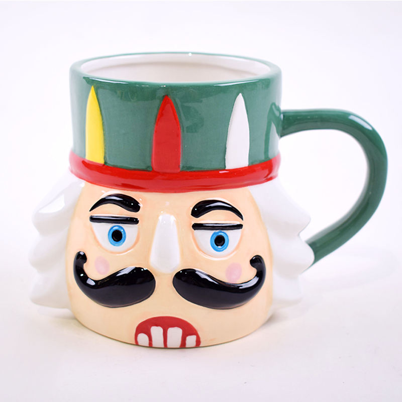 2025 Wholesale 3D Custom Ceramic Christmas Style Cute Drinking Cup Mugs with Nutcracker Head