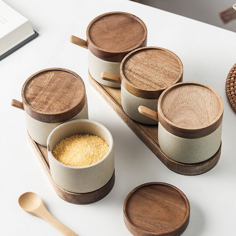 Japanese Style Pottery Kitchen Spice Jars Set Salt Seasoning Bottle Ceramic Pepper Sugar Storage Bowl With Wood Lid and Tray