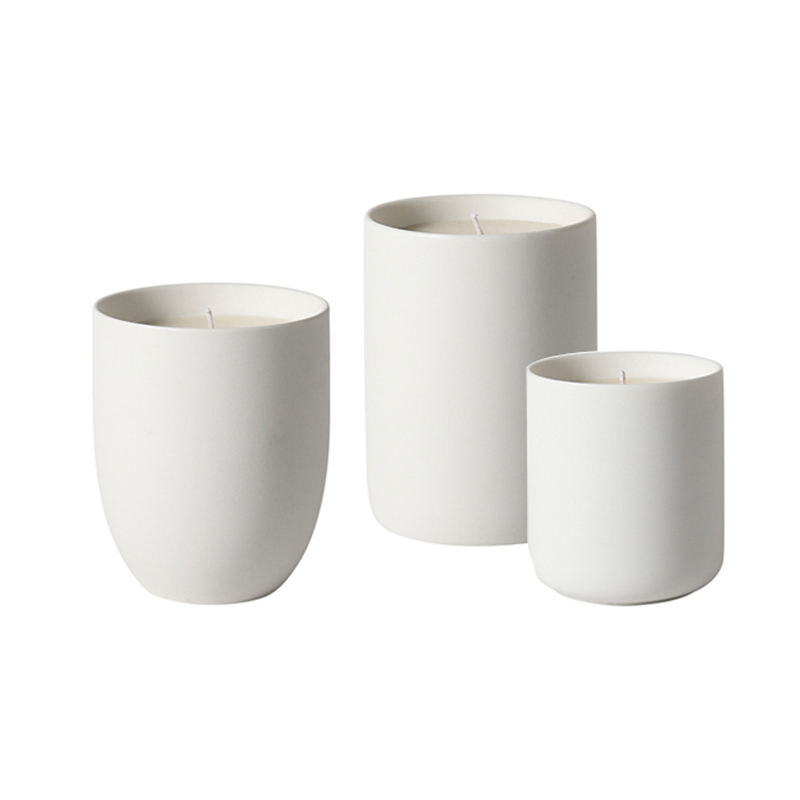 Custom Wholesale Empty Christmas Ceramic Clay Candle Vessels 10 Oz Decorative Candle Jars for Home Decoration Candles Making