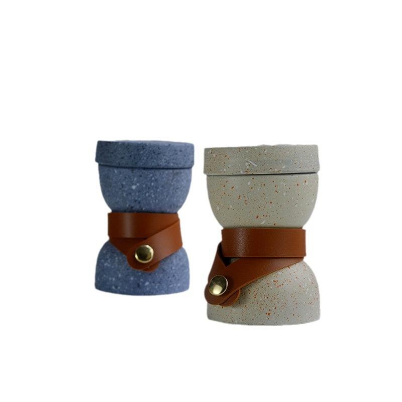 Modern Minimalist Ceramic Incense burner European Style Home Decoration Ornaments Desktop Decoration Handheld Aromatherapy Stove