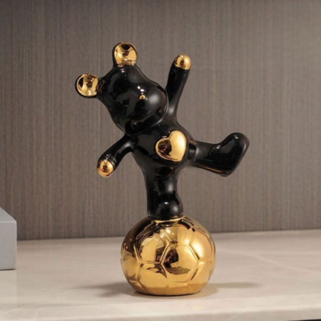 Creative Pottery and Enamel Interior Decoration Craft Gifts, Violent Football Bear Decorative Ornaments