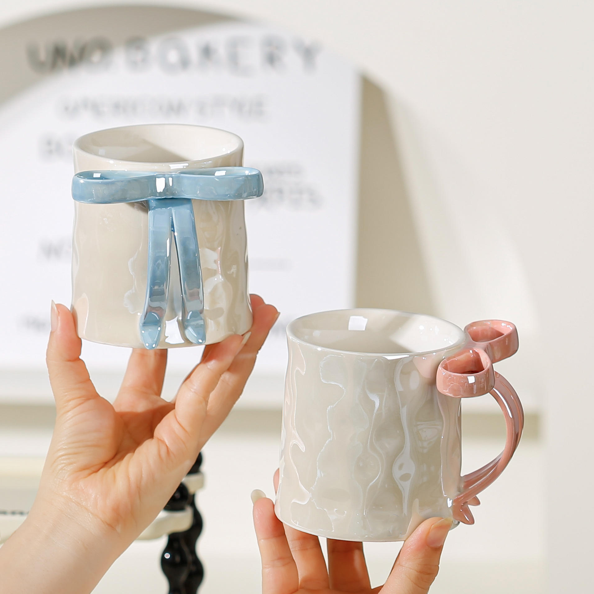Tazza in ceramica creativa con smalto pearlescente irregolare, tazza da caffè o tè rossa con manico per regali o souvenir