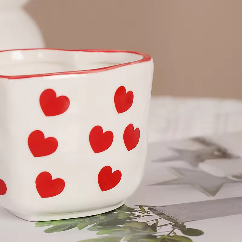 Minimalist Heart Shape Morandi Style Empty Ceramic Candle Cup Custom Logo Luxury Ceramic Candle Jars