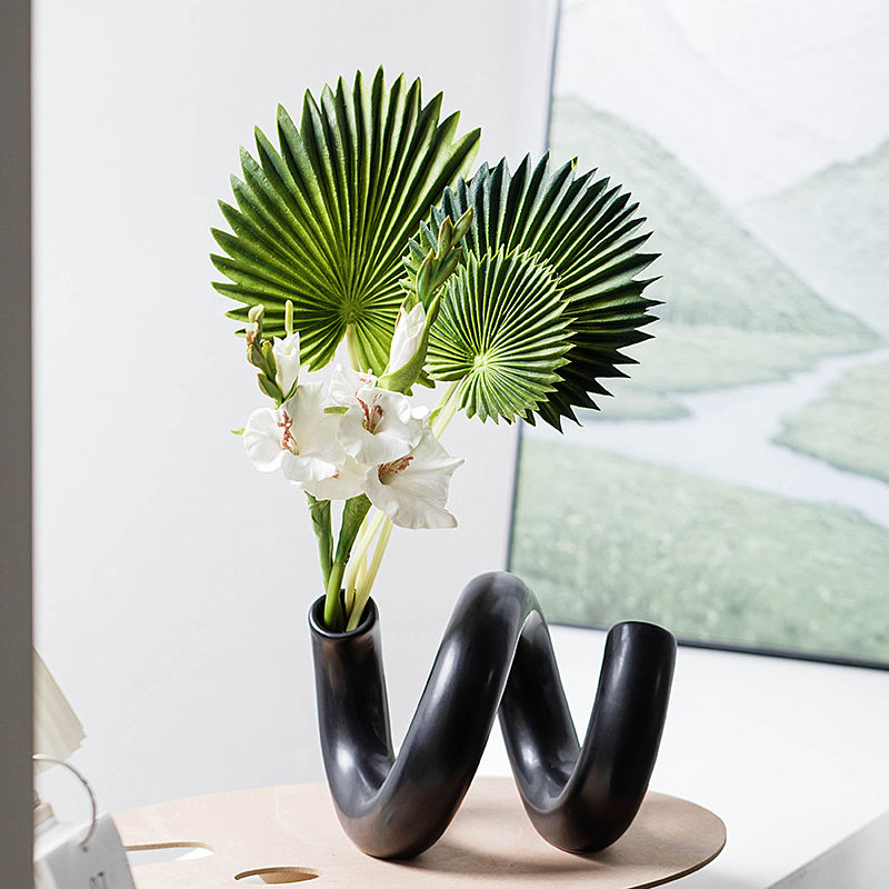 Elegant Hollow Donut Flower Vases Lovely Twist Pipe Shape Ceramic Vase for Home Decor