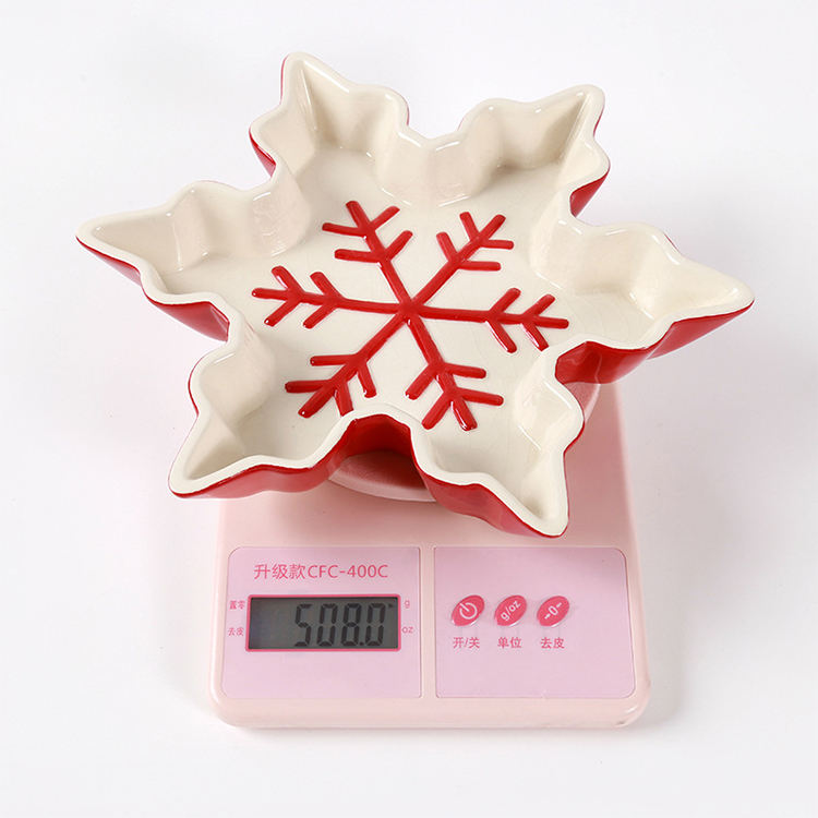 Bagong Disenyong Dekorasyon sa Pasko na Snowflake Ceramikong Plato para sa Pagkain o Prutas para sa Dekorasyon ng Bahay sa Pasko