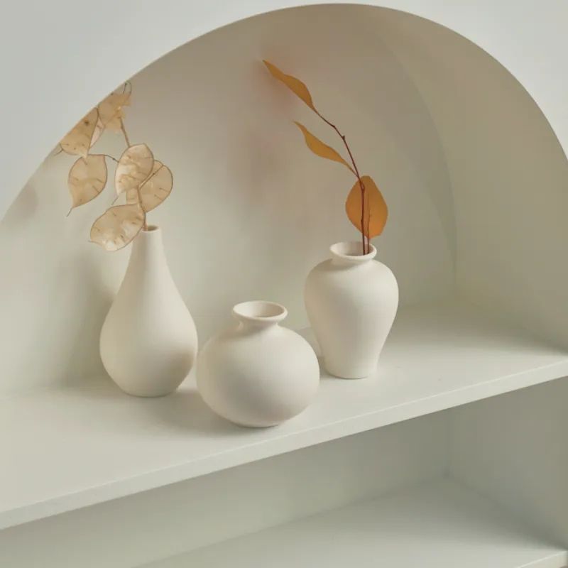 Modern White Ceramic Vase Mini Flower Vases for Home Decoration