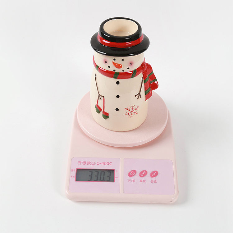 High Quality Christmas Decoration Christmas Ceramics Salt and Pepper Jar Decoration for Christmas Home Decoration