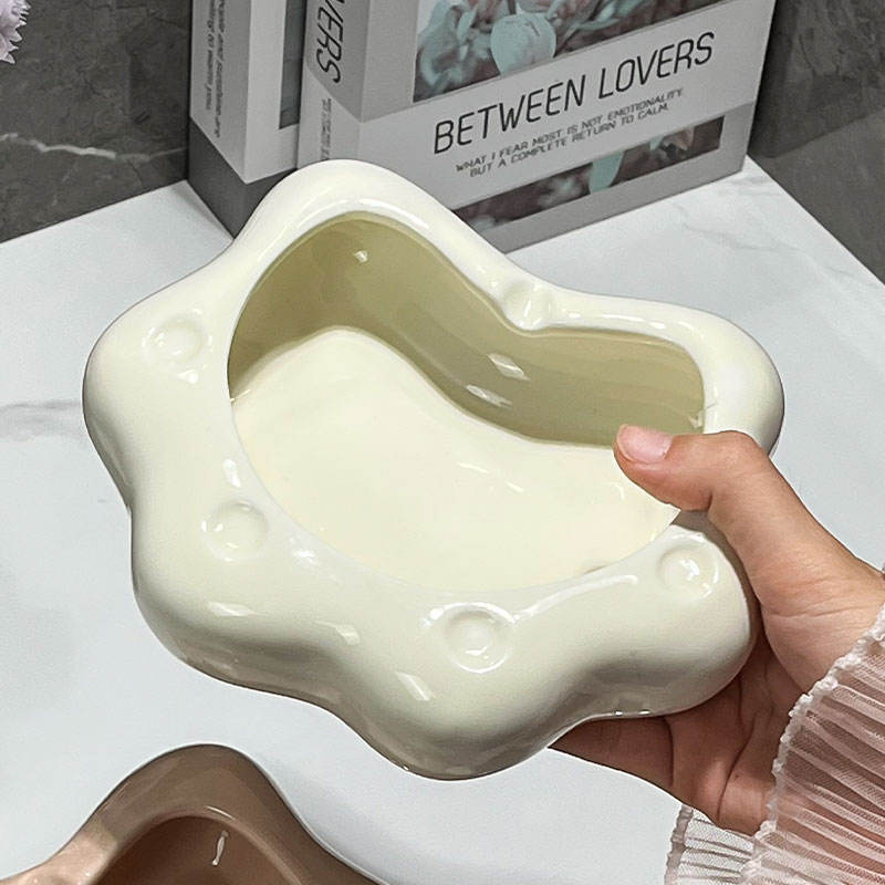 Lovely Cat Claw Ceramic Ashtray Creative Fashion Home Living Room and Office Decoration