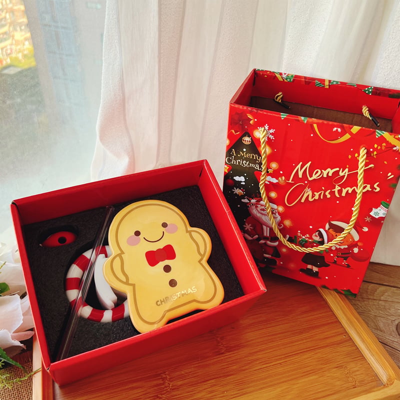 Cute Christmas Gingerbread Man Ceramic Straw Mug Creative Mug with Lid High-value Gift Mug Student Mugs
