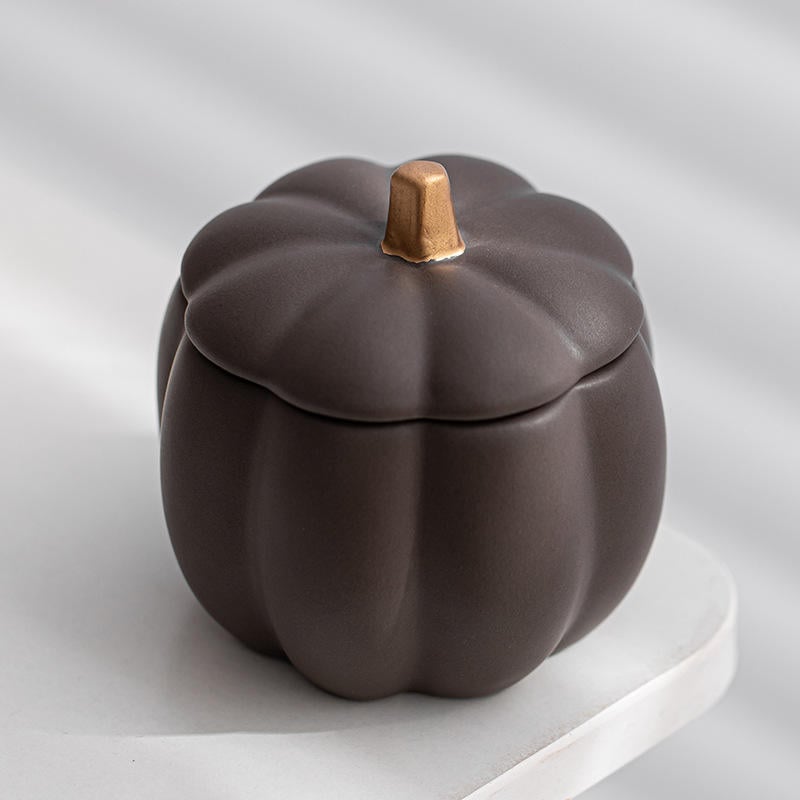 Nuwe Matte Wit Keramiek Pompoen Baker Kaarsvasse Met Deksel Halloween Vakansie Keukendeurknoppe Koraalontwerp Soja Was Kaars