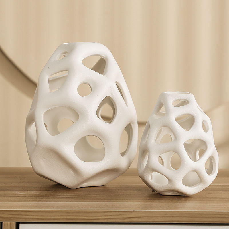 Hollow Out Ceramic Vase White Black Nordic Classical Aesthetics Office Home Living Room Interior Decoration Accessories