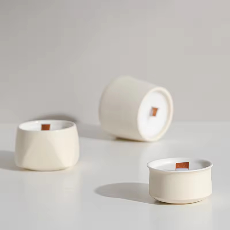 Luxury Nordic Decorative Empty Matte White Scented Candle Vessels Holder Container Porcelain Ceramic Candle Jar
