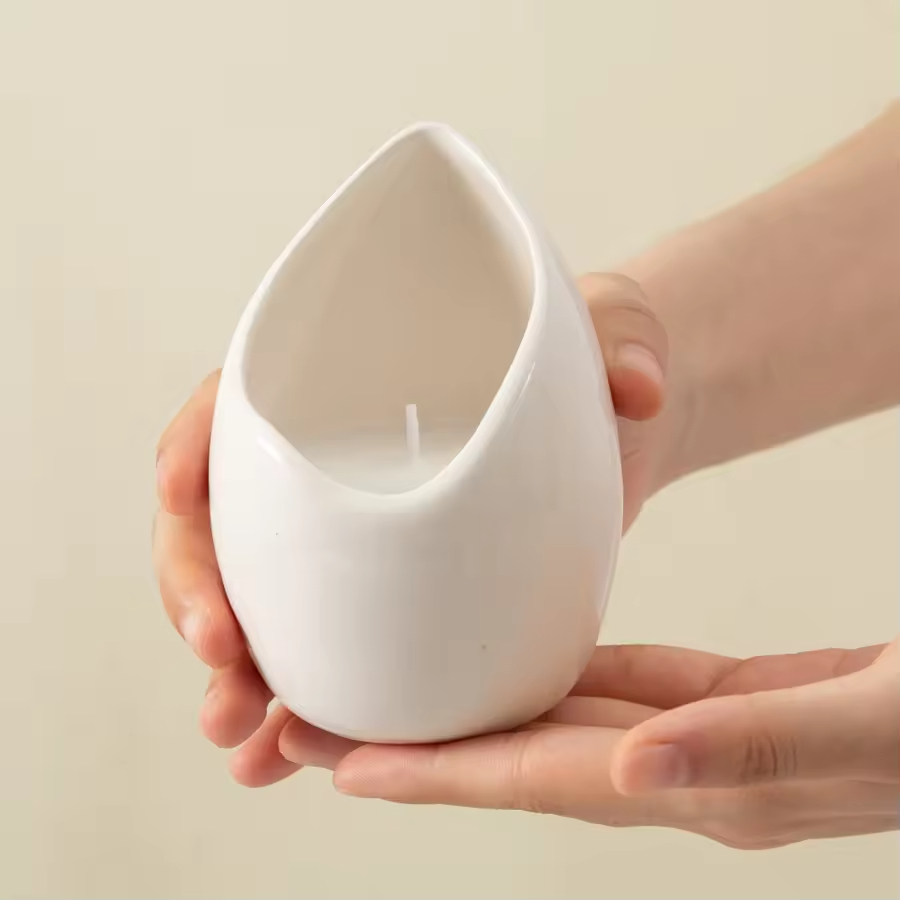 Creative Matte Ceramic Candle Jar Custom logo Cute Egg-shaped White Scented Candle Vessel Simple Home Decoration Candlestick