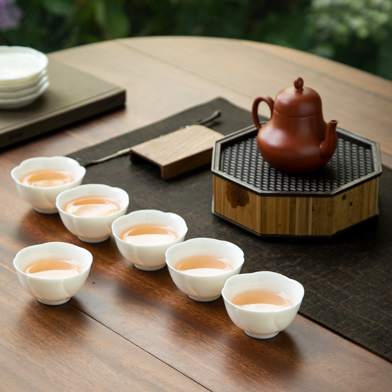 Dehua White Porcelain Small Tea Cup Work Tea Set Master Cup with Cushion Single Cup Female Cherry Blossom Pink Tea Set Cup Tasting Cups