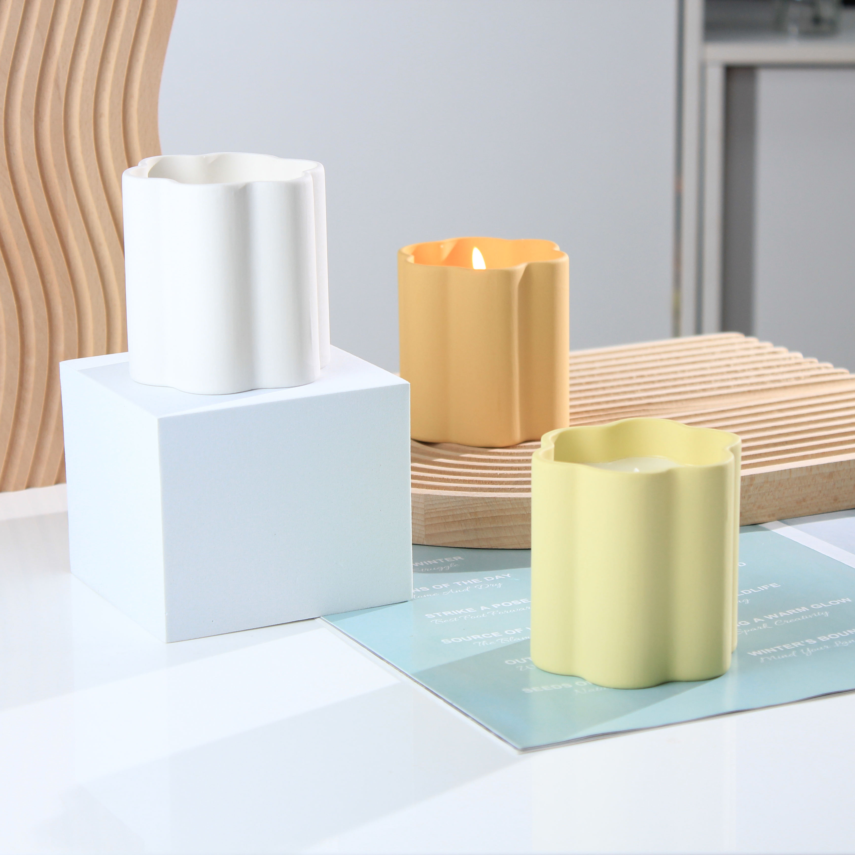Luxury Ceramic Candle Container Embossed Empty Candle Jar Luxurious Decorative Candle Vessel Porcelain Home Decoration