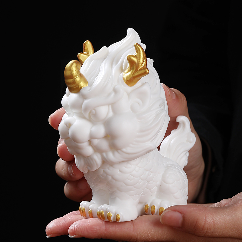 Cute Chinese Style Ceramic Kirin Fortune Ornament Dehua White Porcelain Craft Living Room Office National Tide Decorations