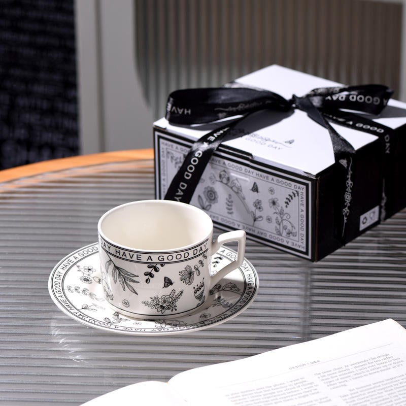Classic Ceramic Pinellia Flower Ins Mug Minimalist Coffee Cup Saucer Set for Business Gifts Custom Carton Box Mugs Cute Ceramic