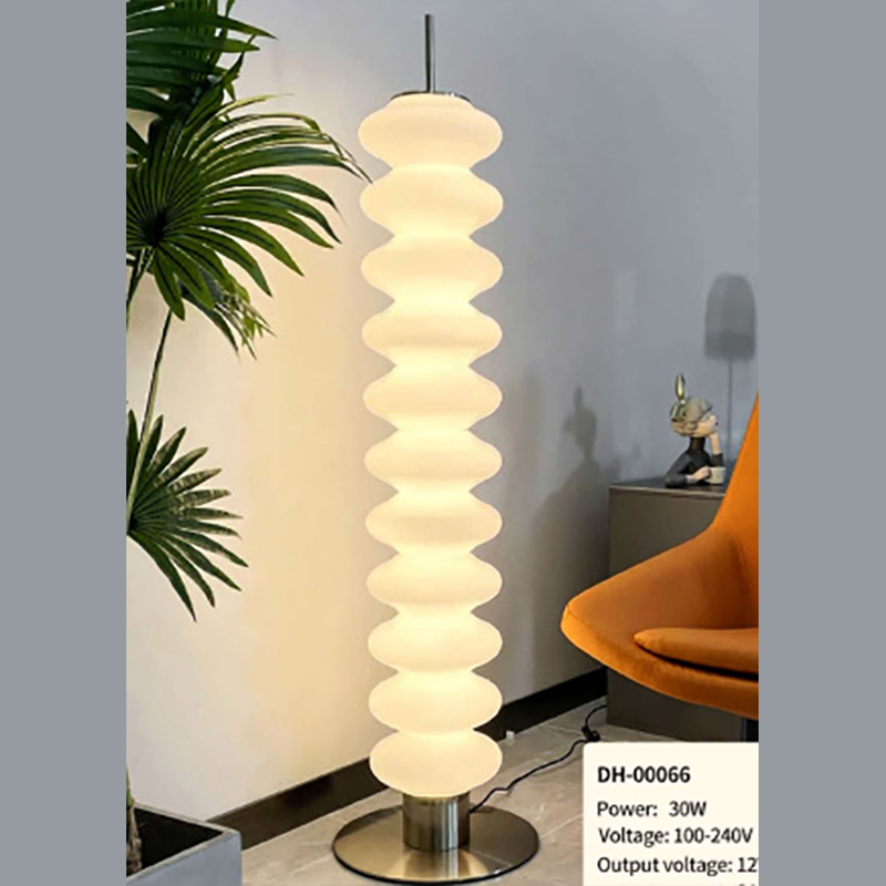 Table Lamps vs Floor Lamps: Which Lighting Option Is Better for Your Space?