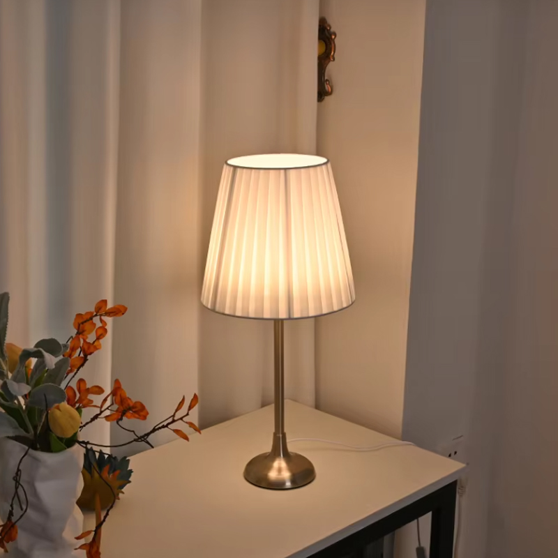 pleated lampshade usb bedside lamp-0