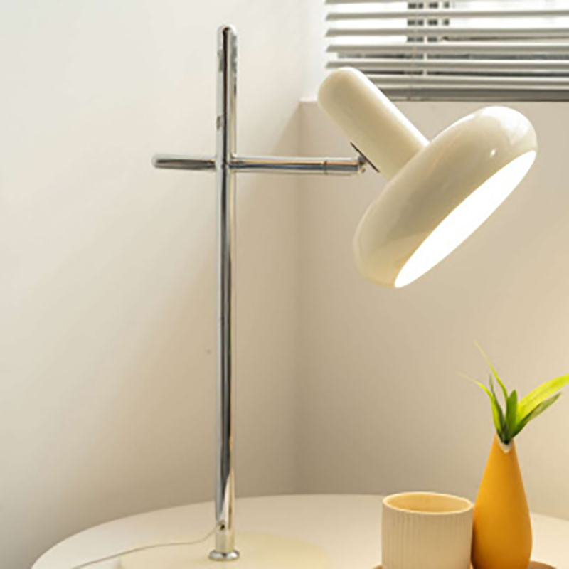 How Table Lamp Materials Influence Light Diffusion and Style