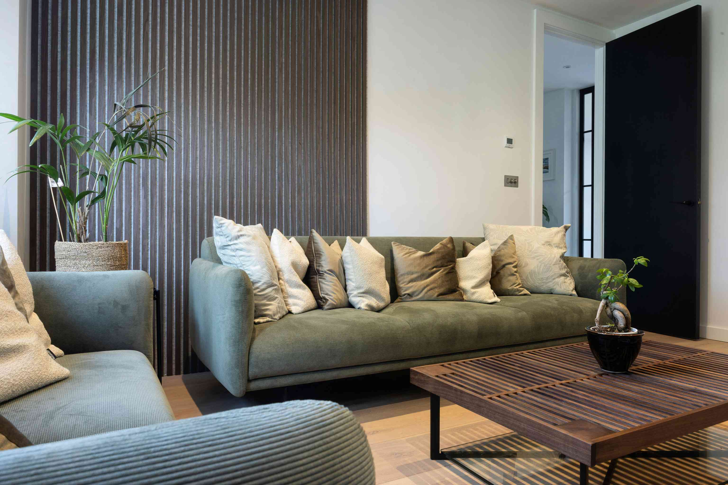 Slat Wall Panel YZSW-004