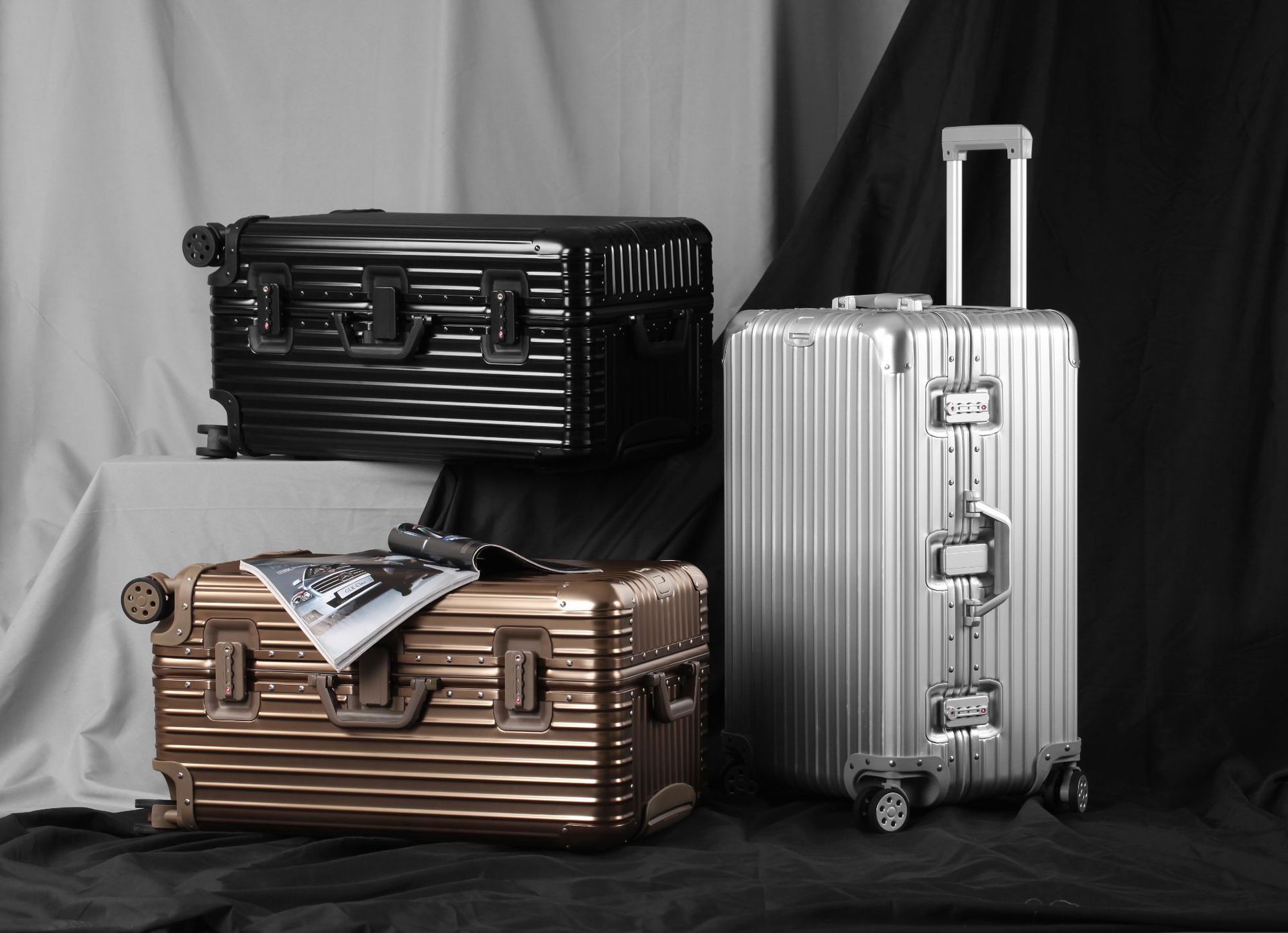 customized 20 30 inch large capacity spinner rolling luggage waterproof pc with tsa password lock-7
