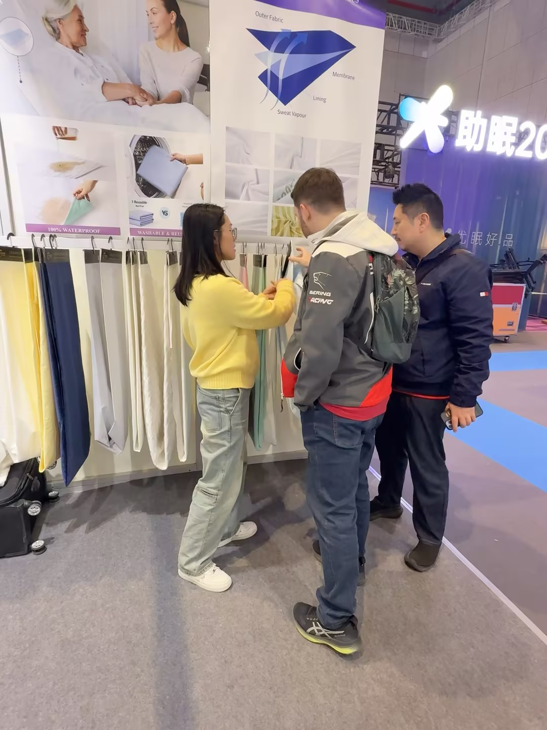 展会 (6).jpg
