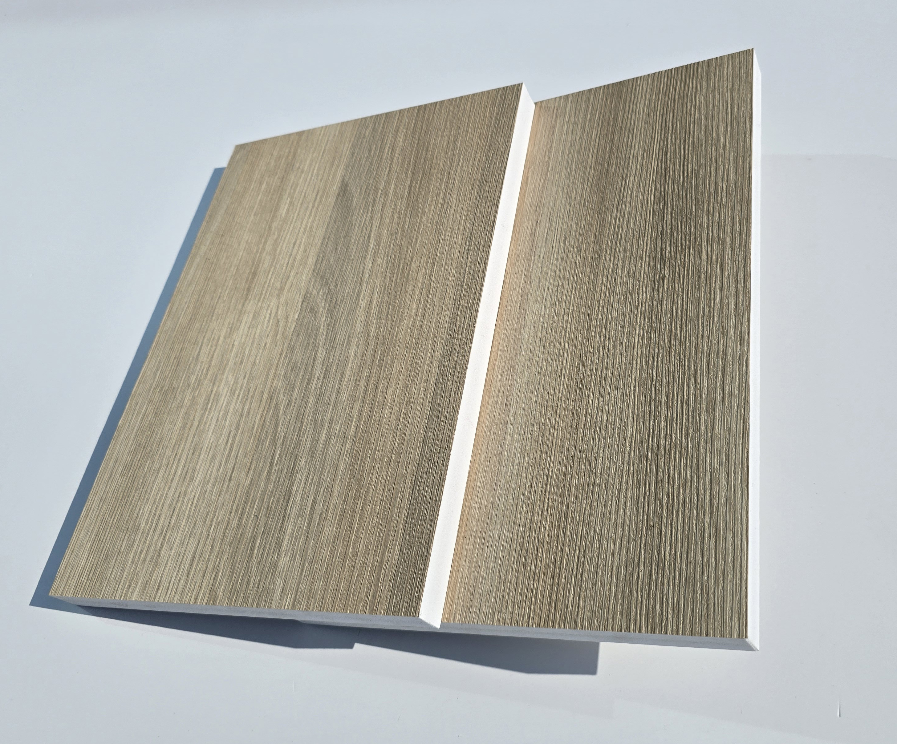 jadual Plastik Busa PVC Keras Putih 1220x2440mm 4_8kaki Tebal 3mm 4mm 5mm Papan PVC Celuka untuk Hiasan