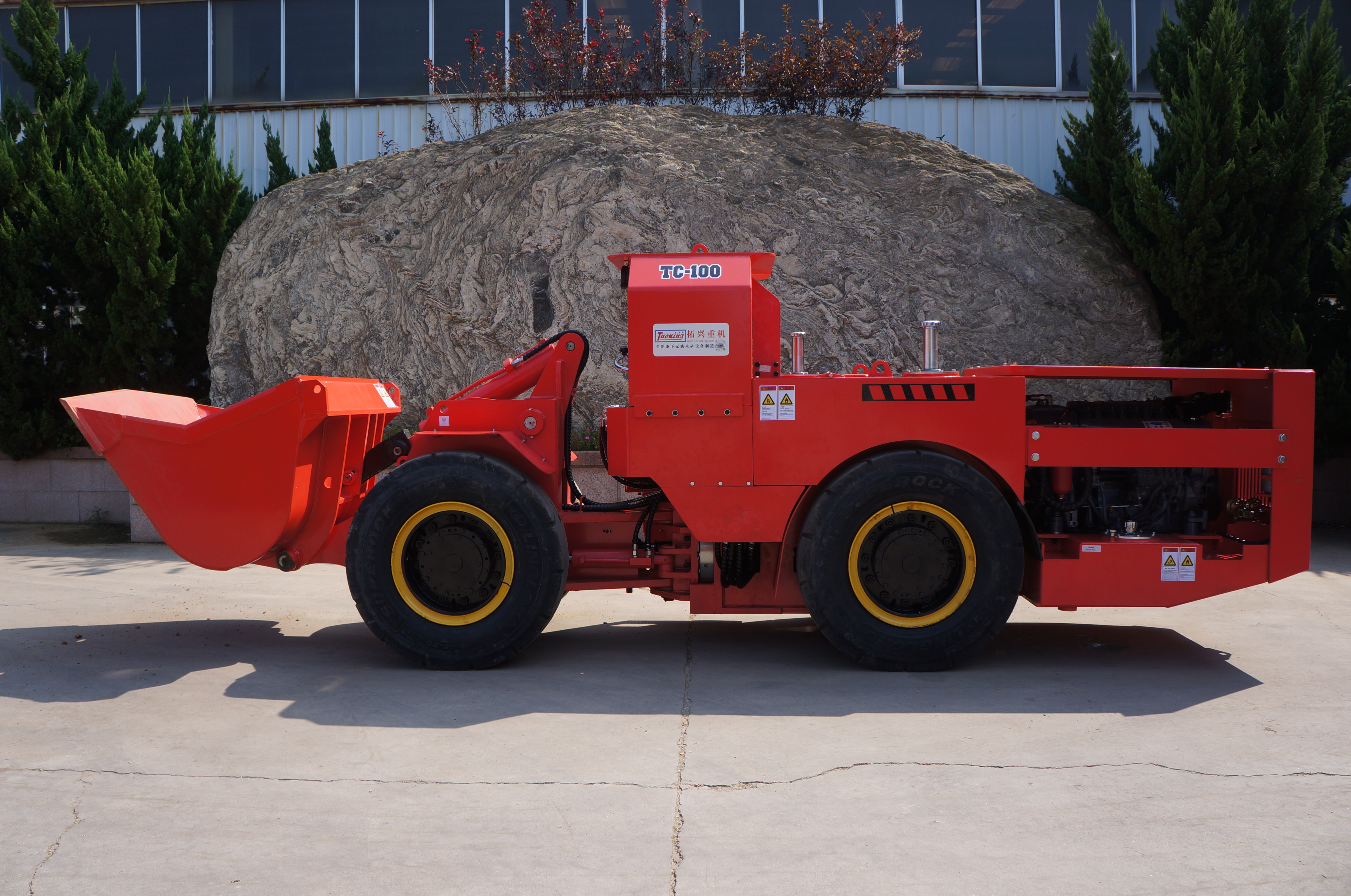 What Should Mining Companies Consider When Selecting an Underground LHD Loader?