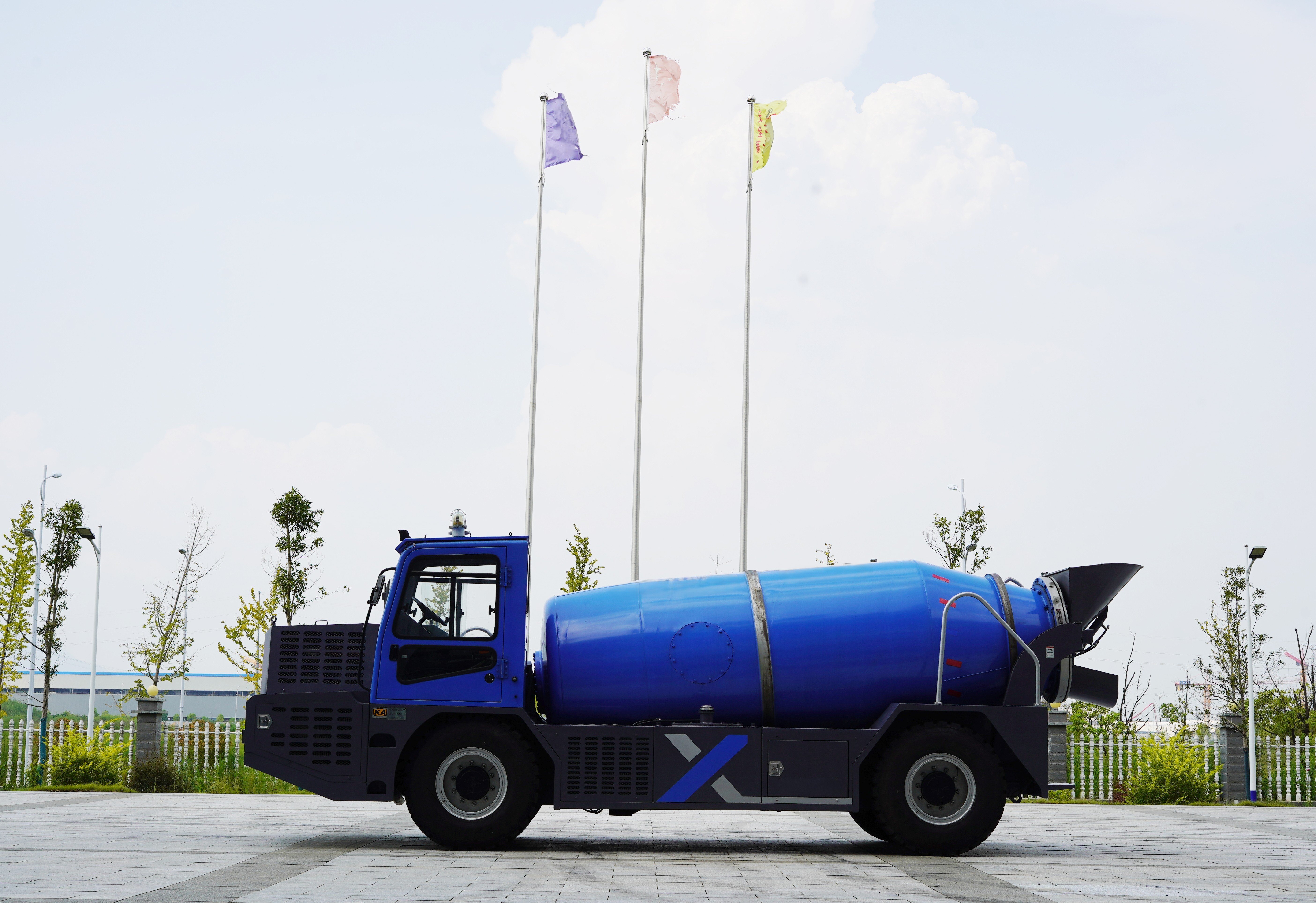 Why Does a High-Capacity Mining Dump Truck Reduce Total Haulage Costs?