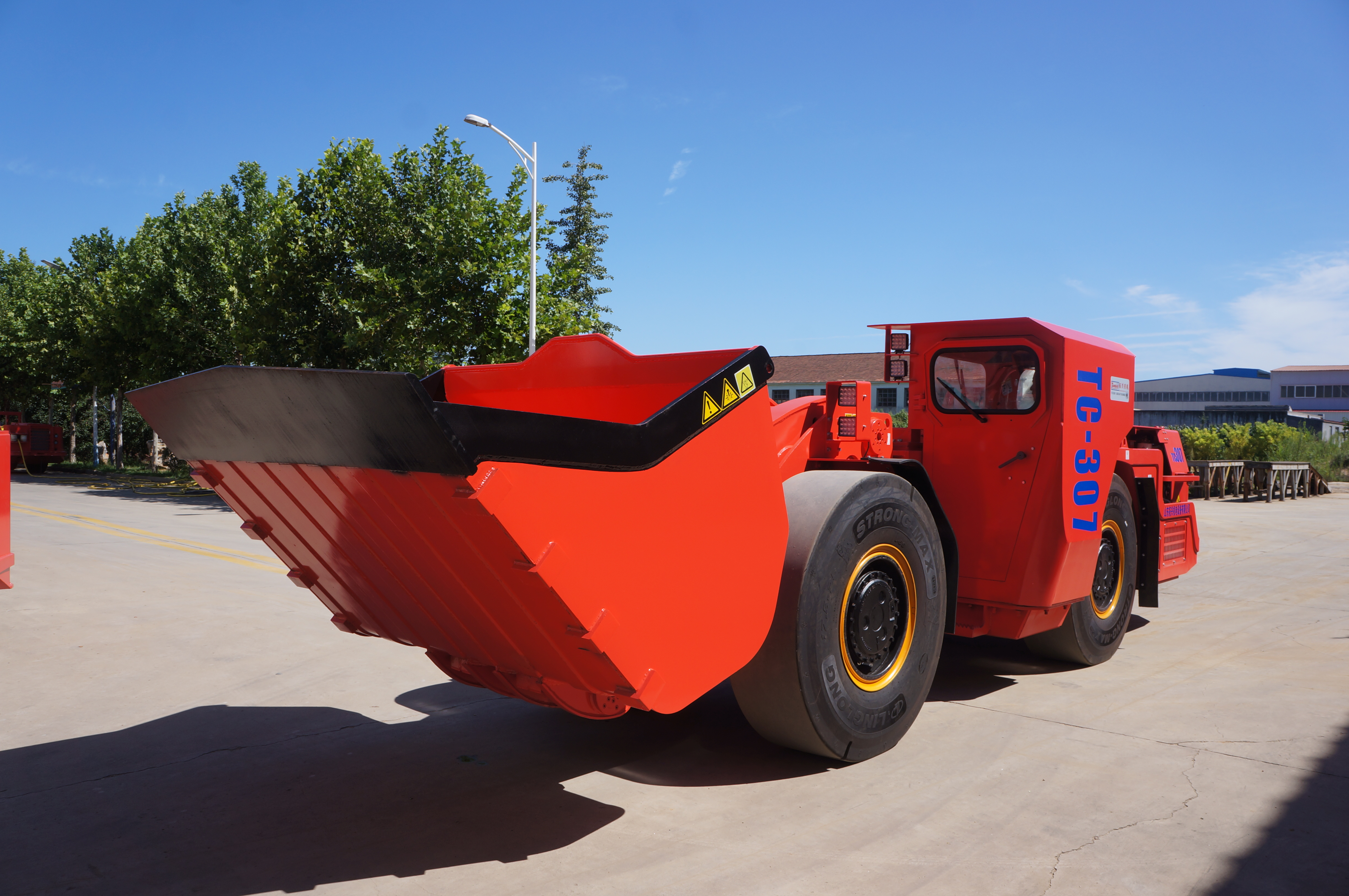 The Role of Underground Mining Scooptrams in Safety and Productivity