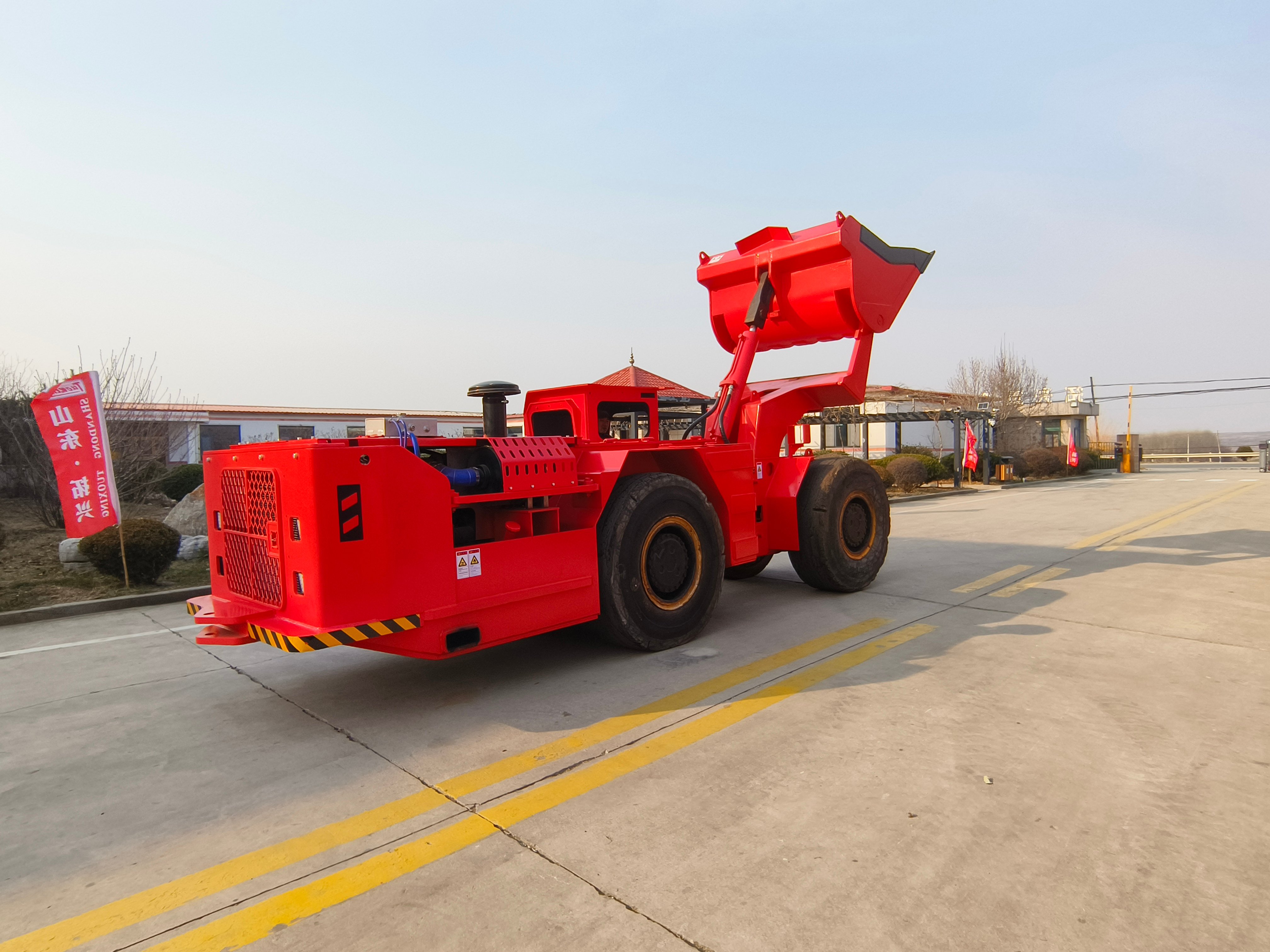 Why Some Mines Still Choose Diesel Over Electric Underground Trucks
