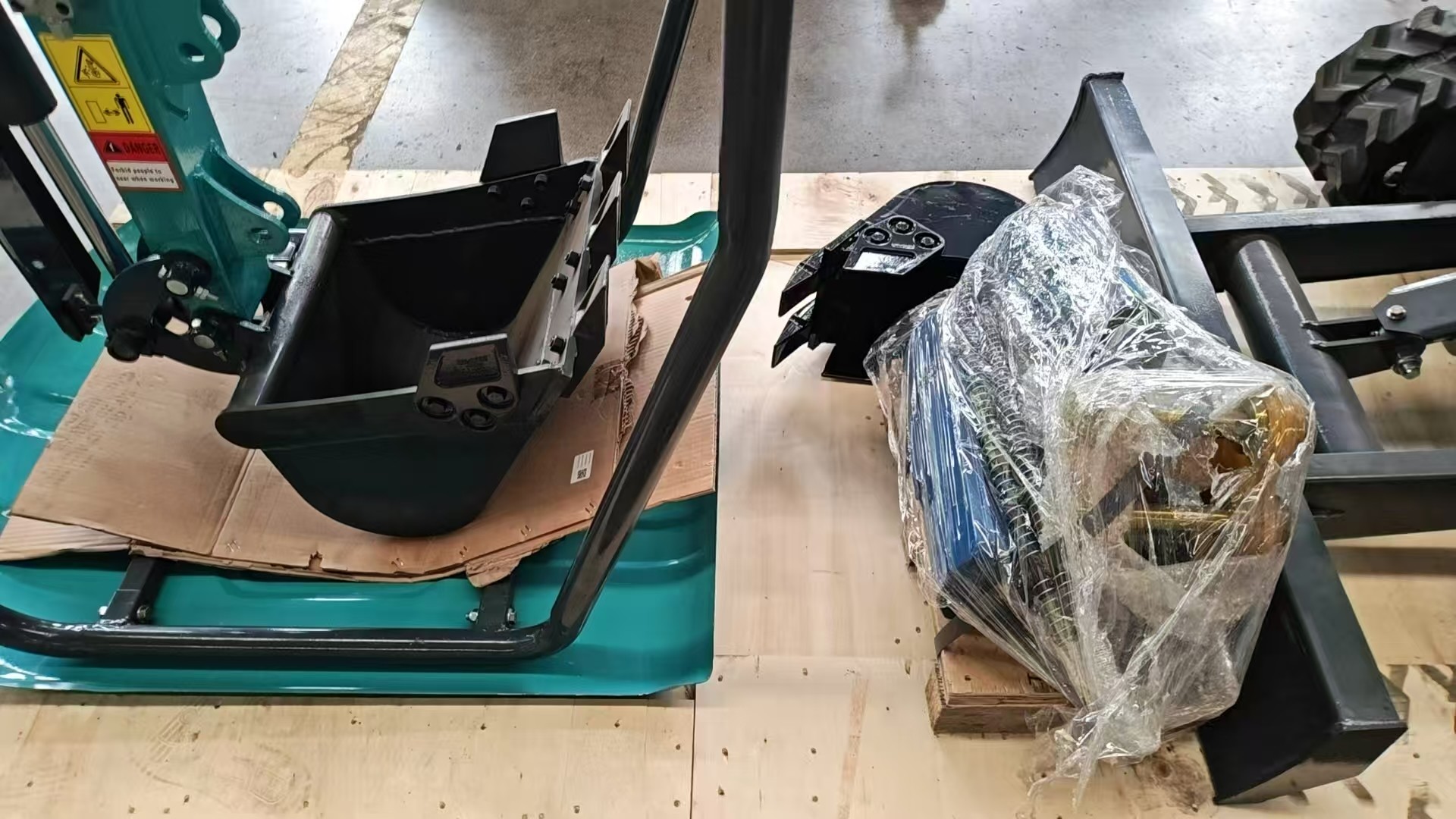 Kapuro Underground Mini Excavators Shipped to Kazakhstan3