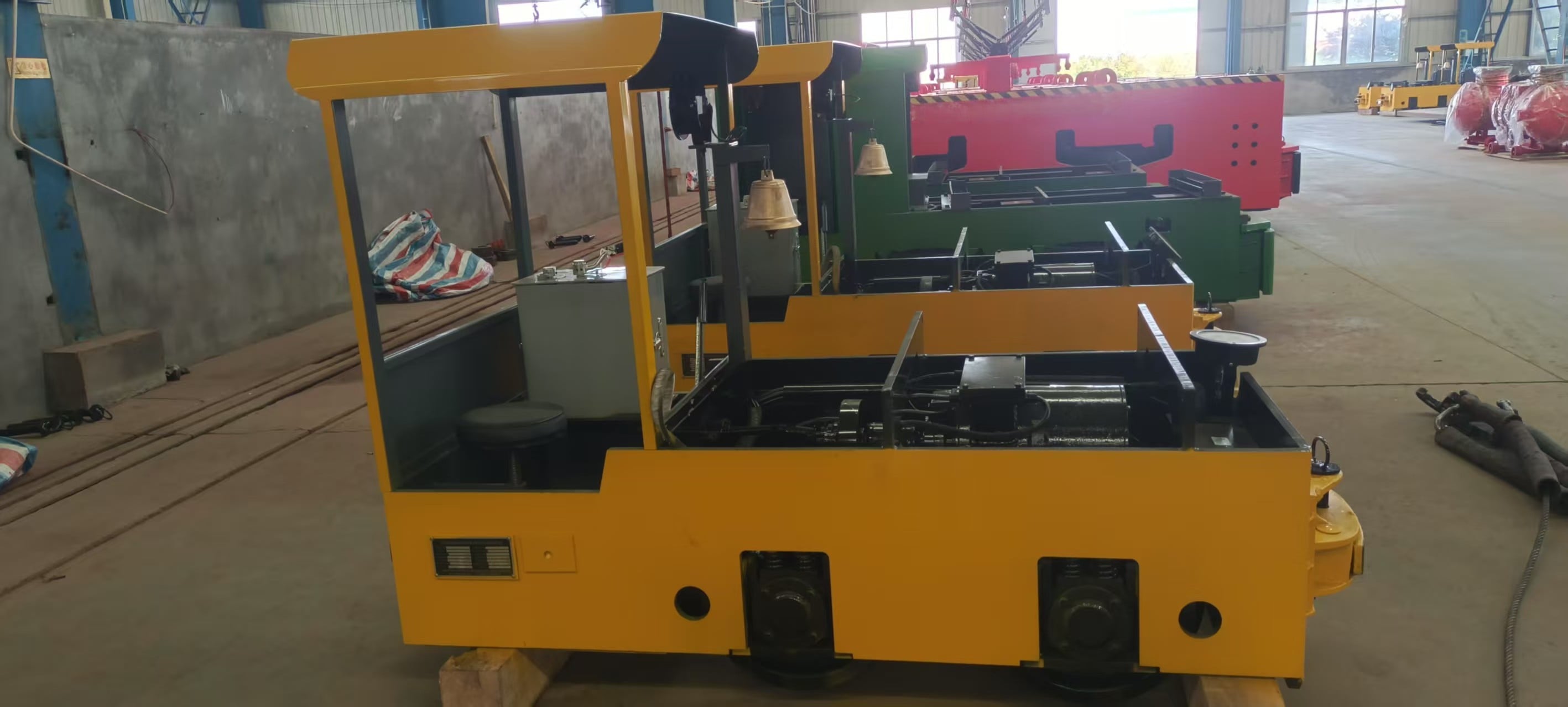 How to Properly Maintain the Hydraulic System of Your Underground Loader?