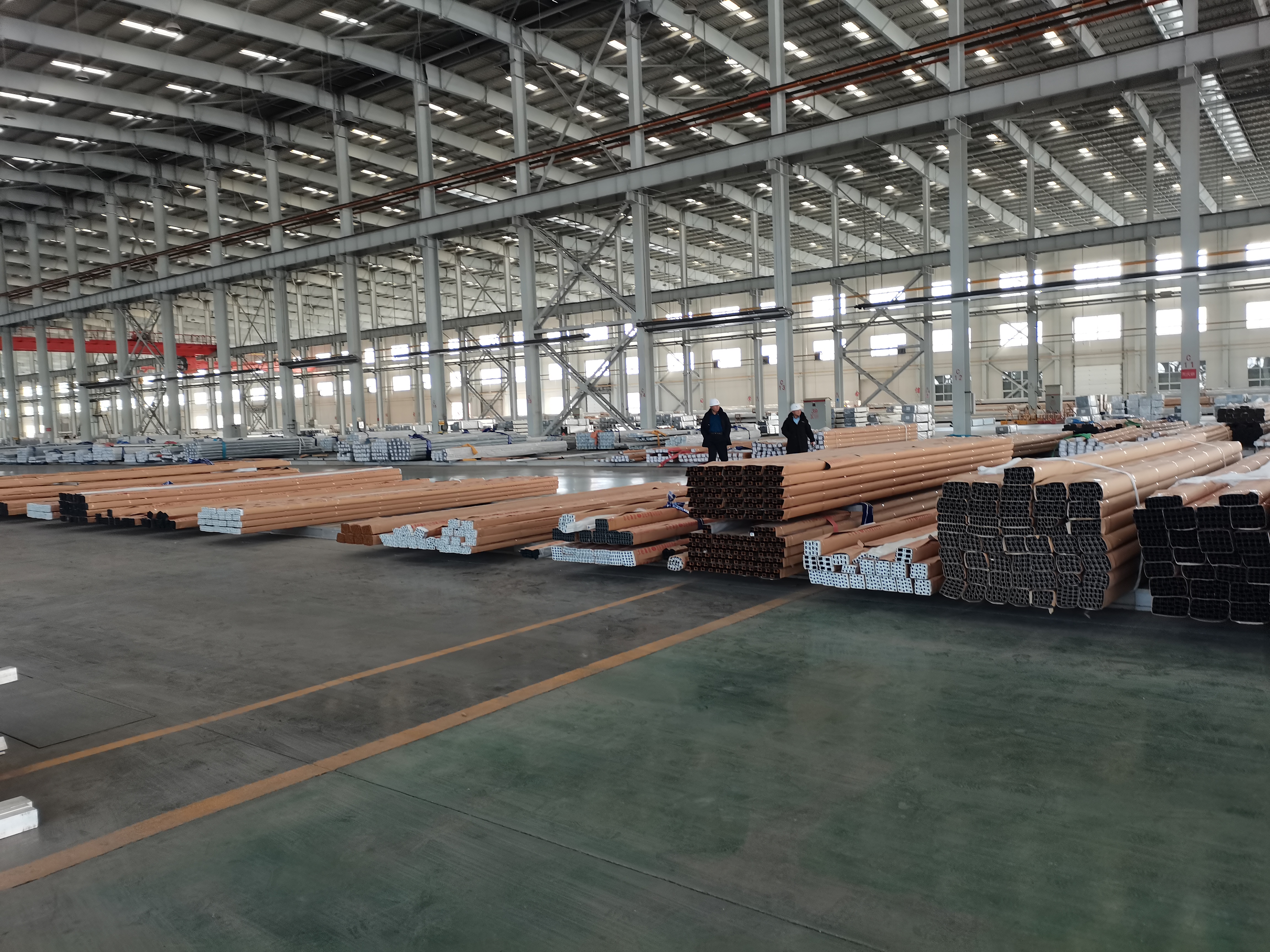 Aluminium Profile Lead Time Long? Stock Cuts It by Half
